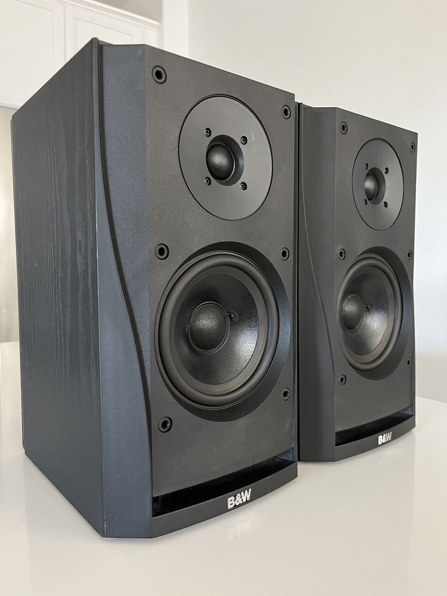 Bowers And Wilkins Speakers