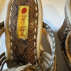 Women’s Two Lips Wedges