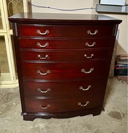 Dixie Furniture Federal Style Mahogany Chest of Drawers