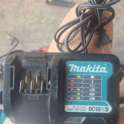 Makita DC10WD 7.2 - 12V Max Li-Ion Battery Charger