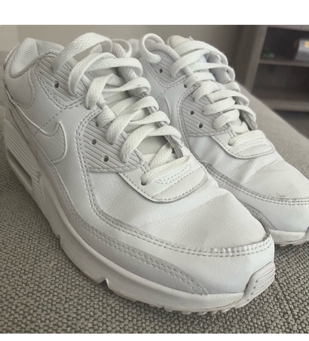 Nike Air Max size 5.5y Shipping or local pick up