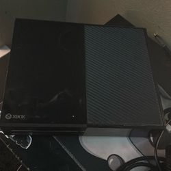 Xbox One With Controller