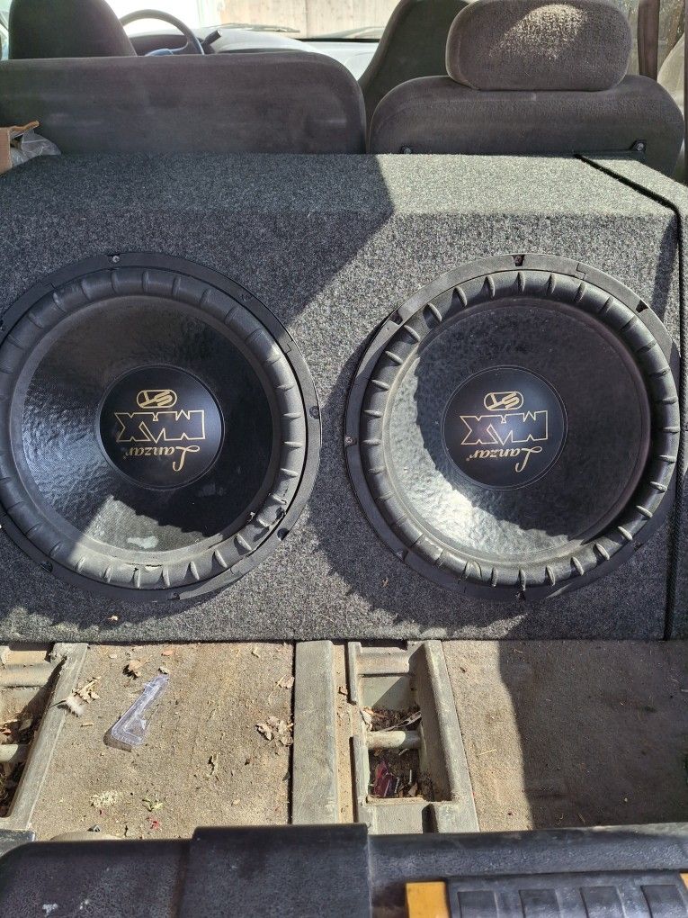 Lanzar Subs..15 Inch..thunder Bass