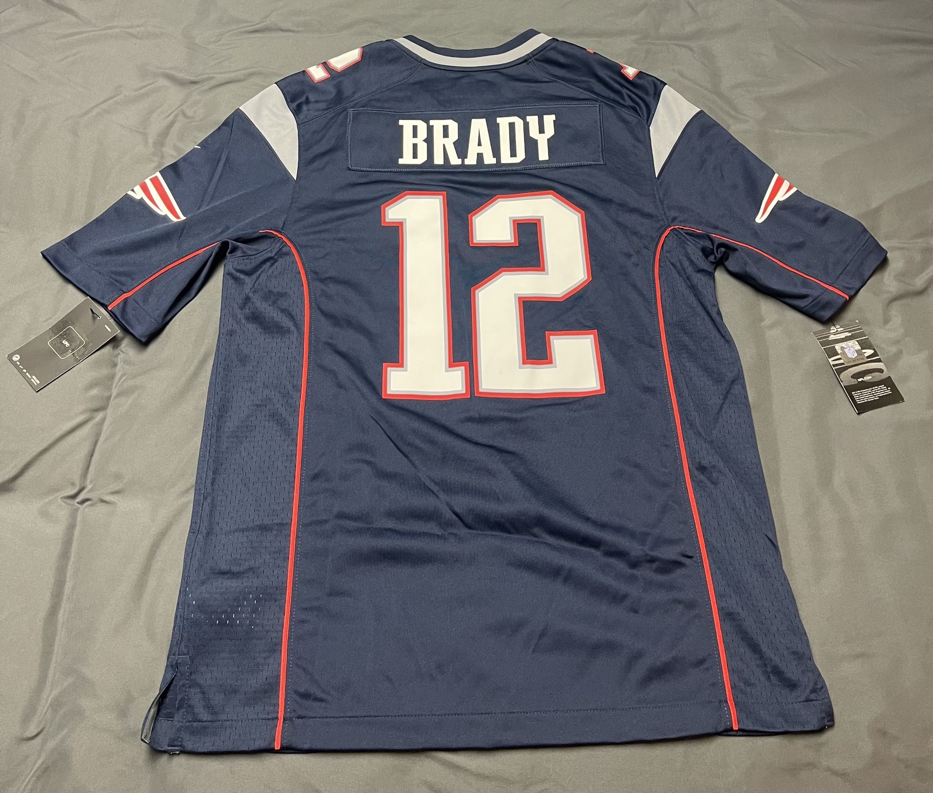 Men’s Tom Brady New England Patriots On Field Jersey - Size Medium