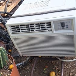 Air Conditioner (Window Unit)