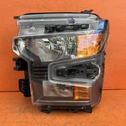 2022 - 2024 Chevrolet Silverado 1500 Left Driver Halogen Headlight OEM (contact info removed)2