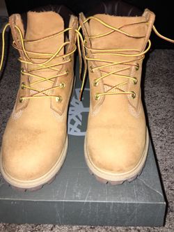 Timberland size 5 juniors