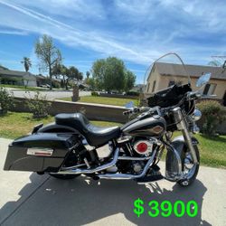 1996 Harley Davidson FL . Awesome !