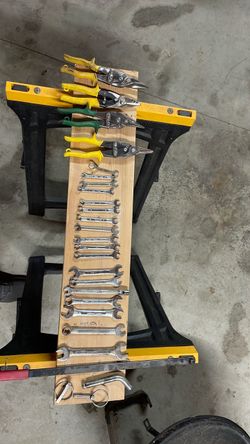 Mixed Tool Lot – Wrenches and Aviation Snips