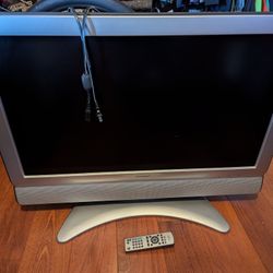 32" TV