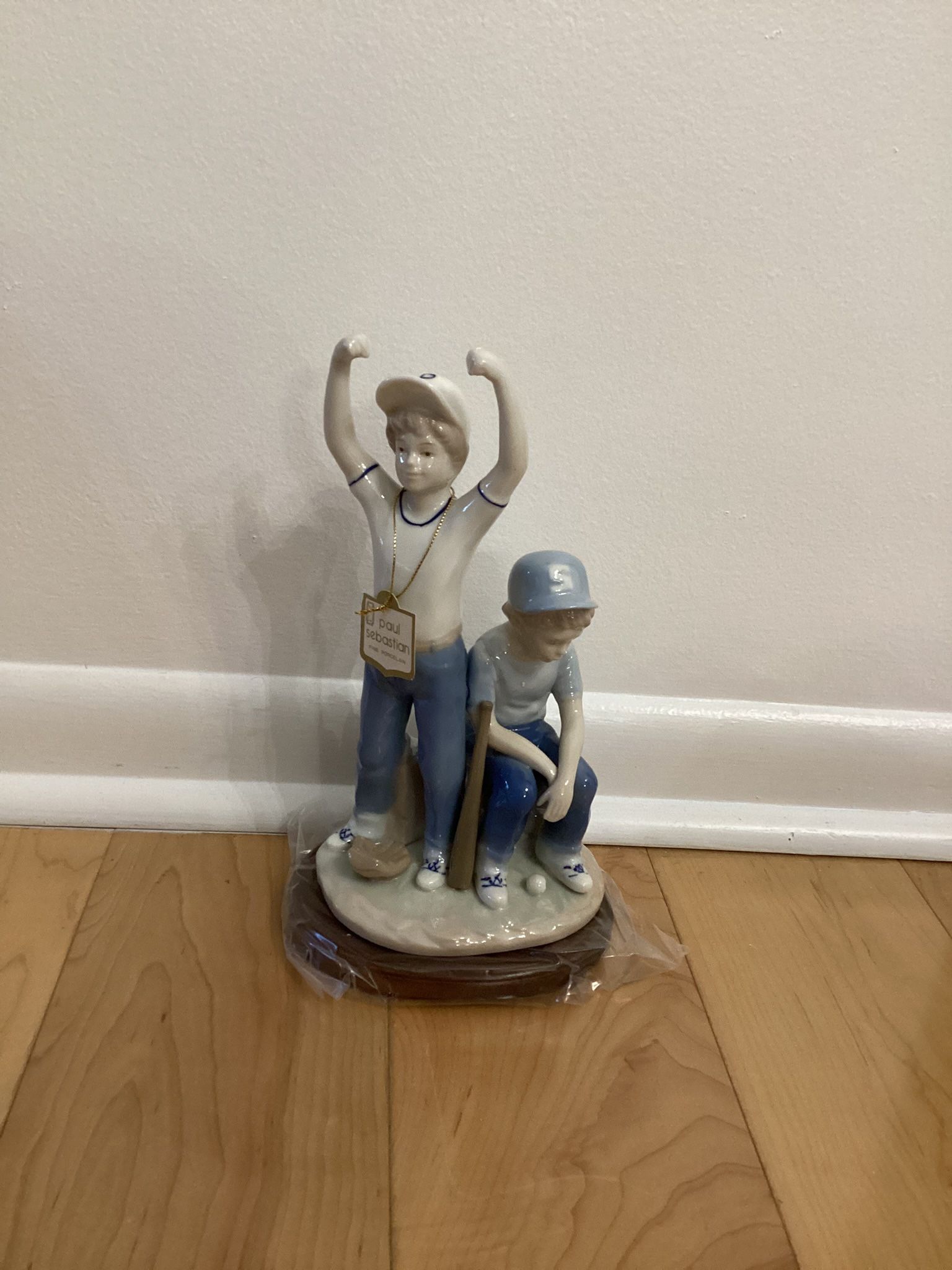 Figurine Porcelain, Paul Sebastian