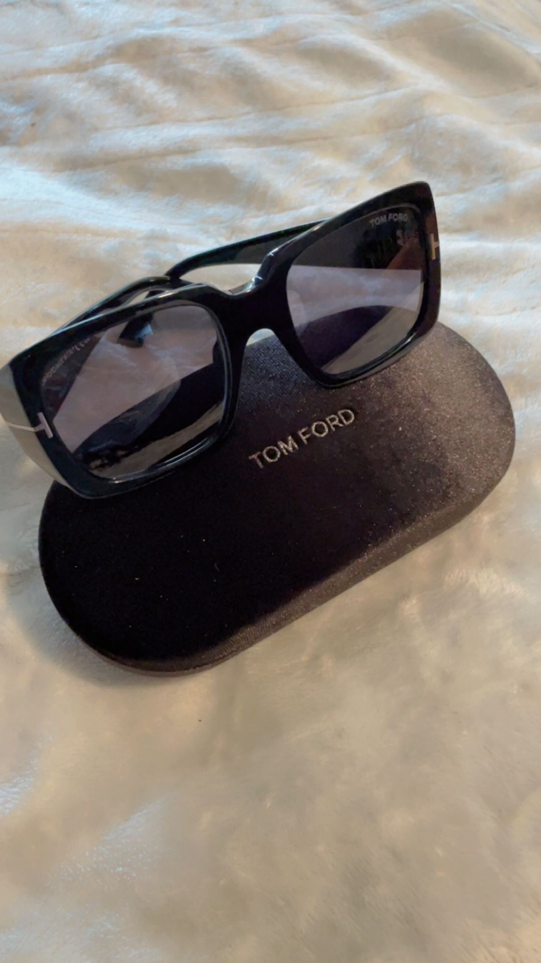 TOM FORD Sunglasses/Shades