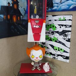 IT BUBBLE GUM OR CANDY MACHINE. NEW. NEVER USED.