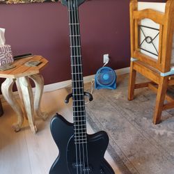 Ibanez TMB420B Talman Bass