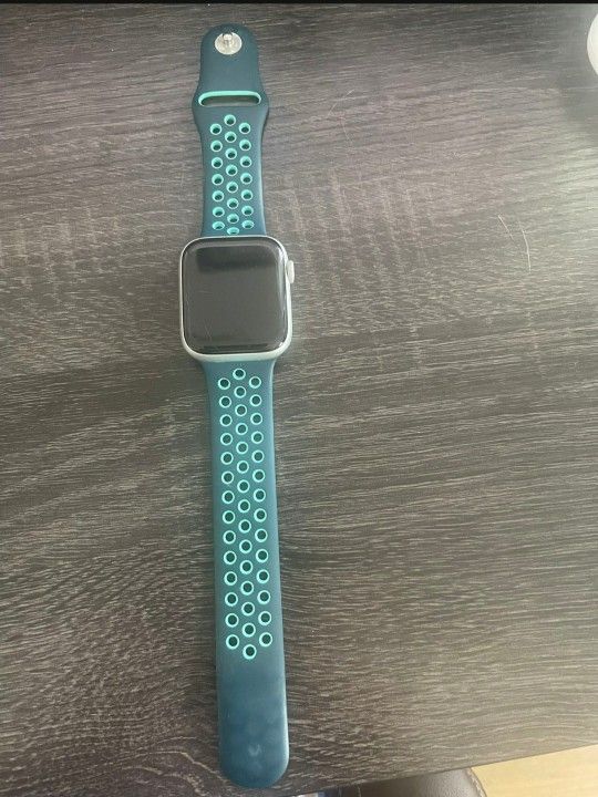 Apple Watch Series 5 40mm