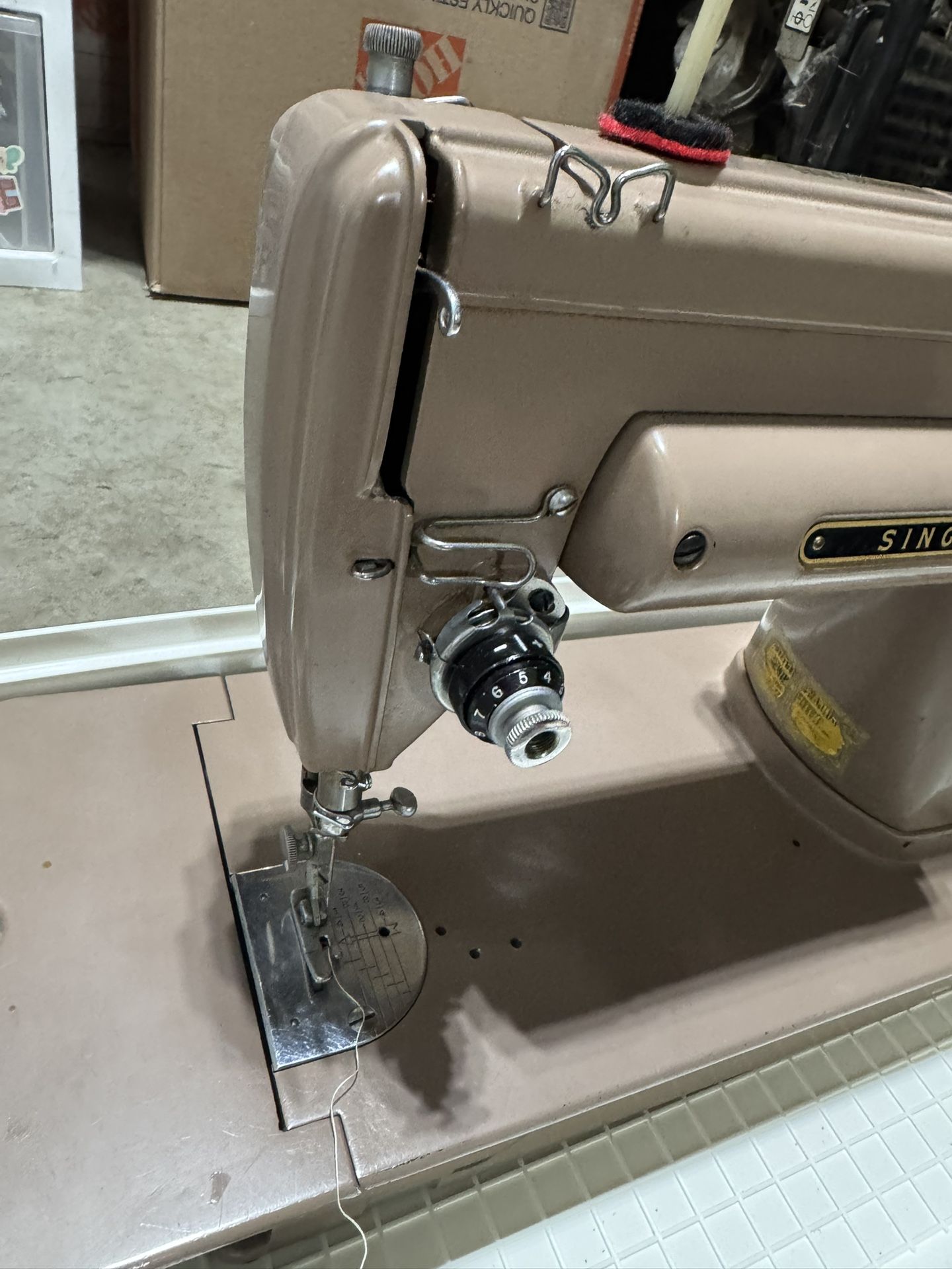 Singer 301A Electric Sewing Machine With Carrying Case