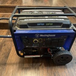 Westinghouse 4650 Peak Watt Dual Fuel Portable Generator, Remote Electric Start with Auto Choke, RV Ready 30A Outlet, Gas & Propane Powered. Only used