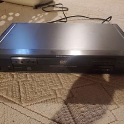 Sony DVD/CD/VIDEO CD player 