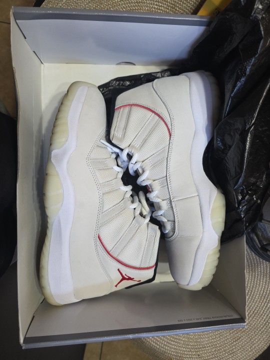 Air Jordan 11 Sz 9.5