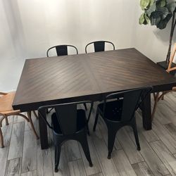Dinning Table 