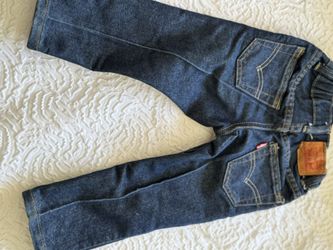 Levi’s 211 Slim 2T