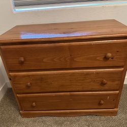 Short Dressers