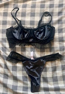 Matching Black Velvet Lace Auden Set