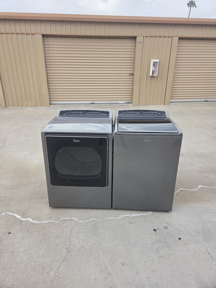Washer And GAS Dryer Set