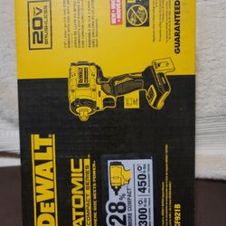 DEWALT
ATOMIC 20-Volt MAX Cordless Brushless 1/2 in. Impact Wrench (Tool-Only)