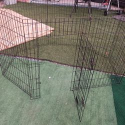 Used but nice metal pet play pen asking $40 cash must pick up Broadway and apache buckeye AZ