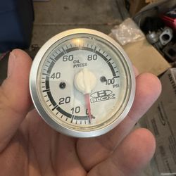 Blox Oil Pressure Gauge 