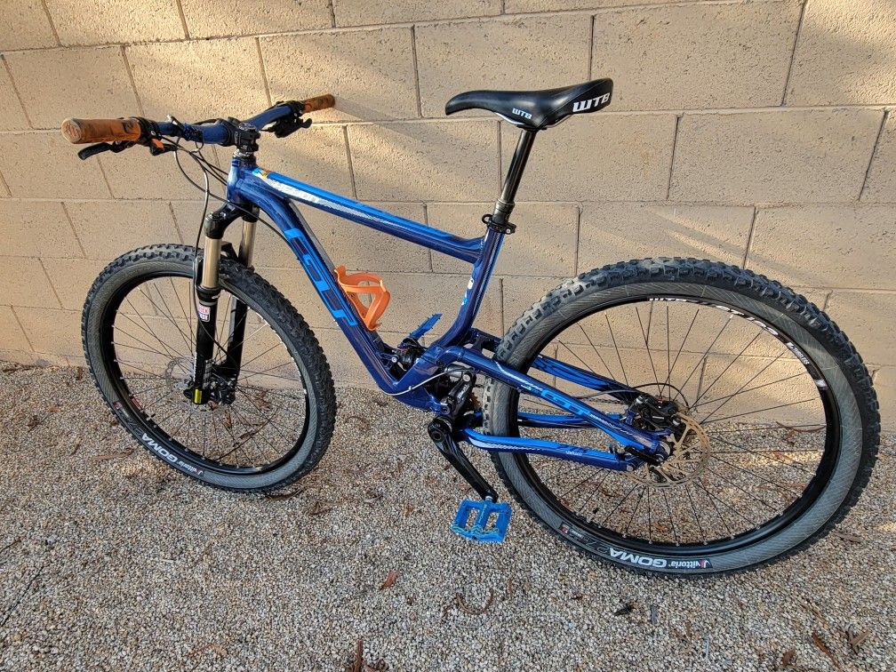 GT Helion Mountain Bike MTB Small