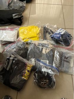 Miscellaneous Items / Great For Yard Sale …