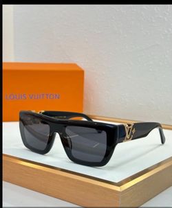 Louis Vuitton Black Square Sunglasses