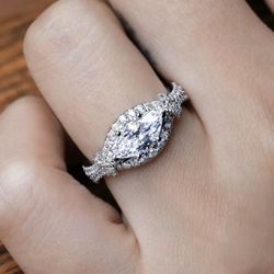 925 SAPPHIRE ENGAGEMENT RING SIZE 8