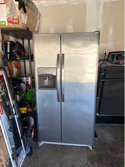 refrigerator *WORKING*