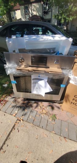 Bosch single wall oven brand new 1 year manufacture warranty ready to deliver 220 volt $$1875..