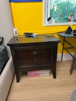 Solid wood night stand