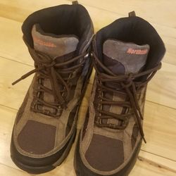 Northside Boots Size 5