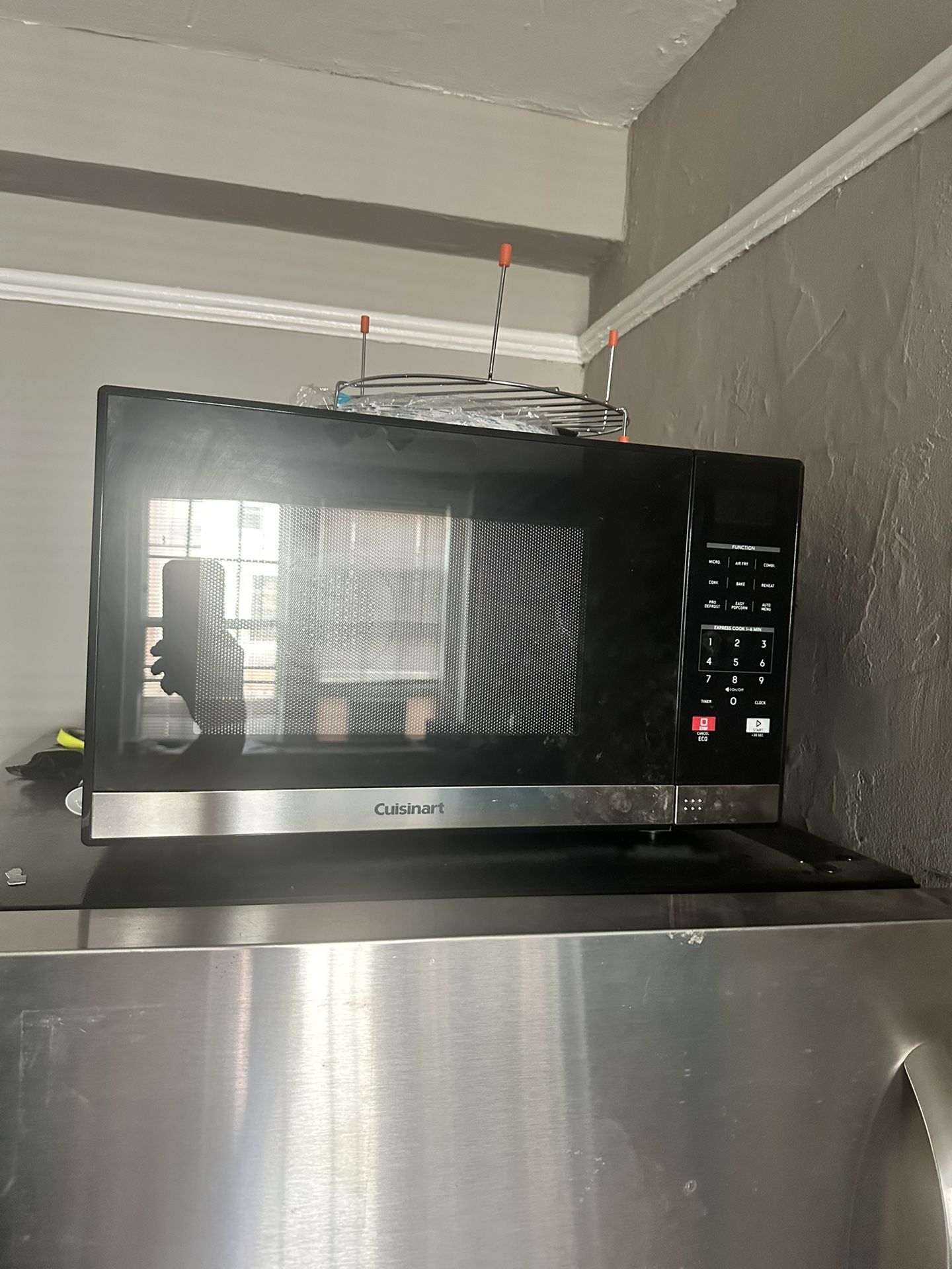 New Microwave With Air-fryer Feature