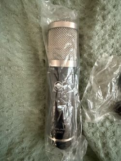 Sterling Audio ST59 Microphone