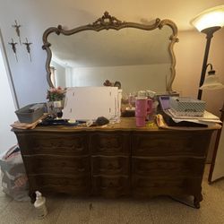 Vintage Bedroom Furniture 