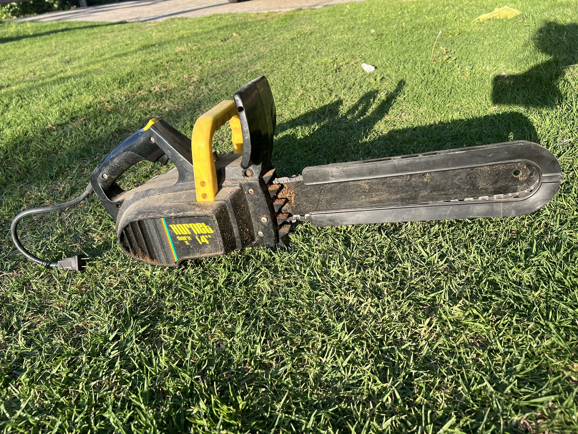 Wen Hornet Mark 3 electric chainsaw/Model 5016 Used