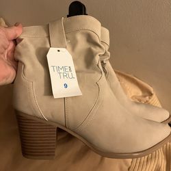 New Low Heel Short Boots Women’s Size 9 Beige