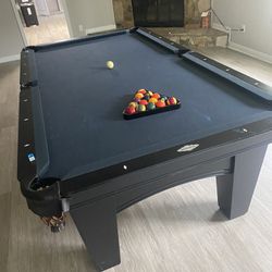 Brunswick Pool Table  (7ft)