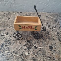 Miniature Christmas Wagon