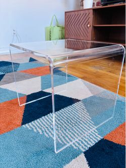 Sturdy acrylic coffee table or bench