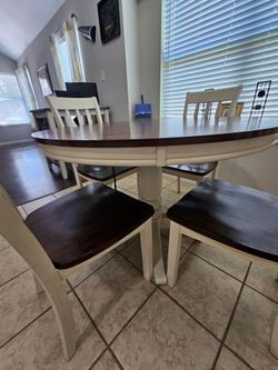 Solid Wood Breakfast table w/ 4 chairs