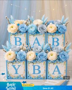 Baby shower table centerpieces