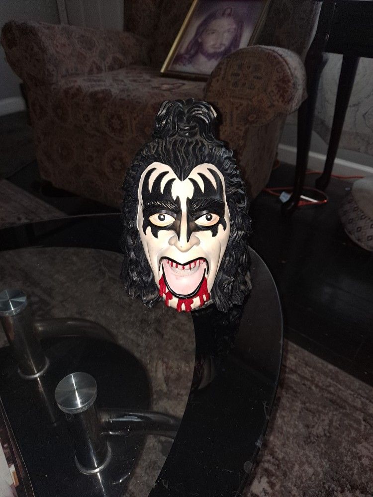 Gene Simmons Make Offer